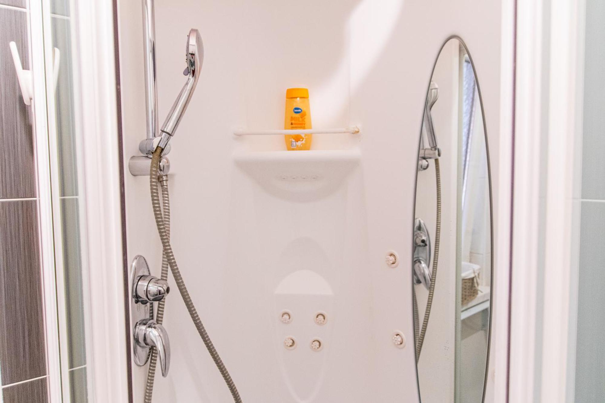 Flexible Selfcheckins 57 - Zagreb - Parking - New Apartment Luaran gambar